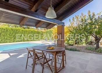 Piscina - Villa Località Vallebenedetta, Asti - foto 2