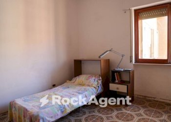 Camera da letto - Trilocale viale Vincenzo de Filippis, 148, Catanzaro - foto 7