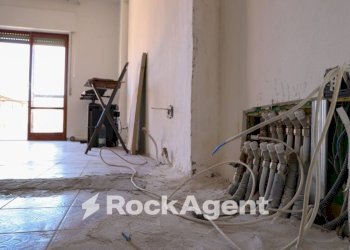 Stanza non arredata - Trilocale viale Vincenzo de Filippis, 148, Catanzaro - foto 15