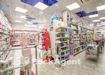 Interno non residenziale - Shop largo Paolo Mattei Gentili, 12, Roma - photo 11