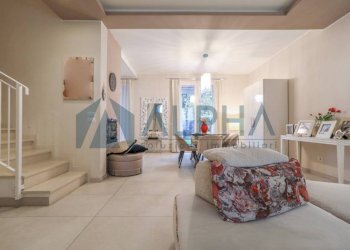 Salone - Villa a Schiera via Argenta, Forlì - foto 9