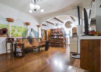 Salone - Appartamento via Virgilio, Forlì - foto 2