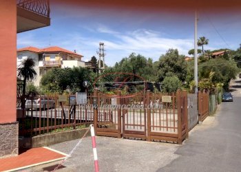 Accesso carrabile - Bilocale Via Raffaello Sanzio, Diano Marina - foto 3