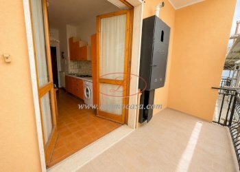 Ampio balcone della cucina - Bilocale Via Raffaello Sanzio, Diano Marina - foto 7