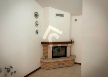 E19CAEE7-69E1-4D8E-8BDA-609323A69DFB.jpeg - Quadrilocale Jesi - foto 19