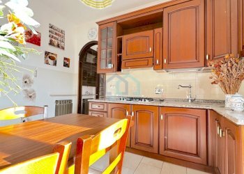 cucina - Appartamento Via Piave 25, Savona - foto 5