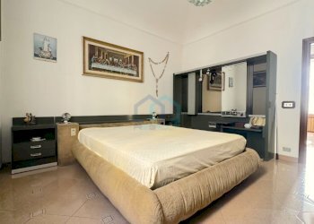 camera - Appartamento Via Piave 25, Savona - foto 9