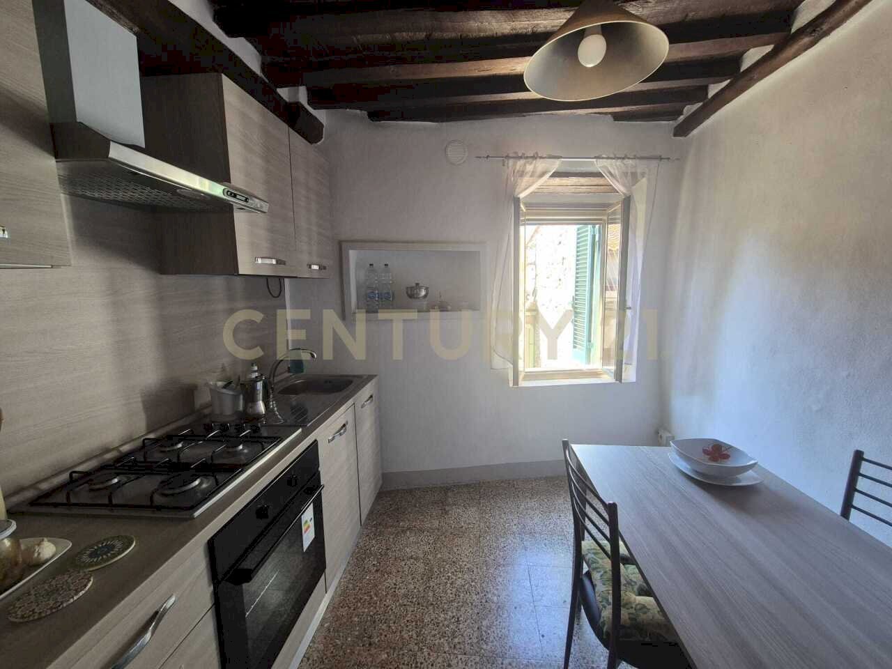 cucina 2.jpeg - Trilocale Piazza Porta Conti 23, Civitella Paganico - foto 2