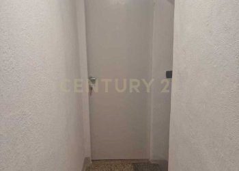 porta ingresso.jpeg - Three-room apartment Piazza Porta Conti 23, Civitella Paganico - photo 12