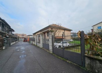 Villa via Fontanile dei Frati, frazione Seggiano, Pioltello - foto 2