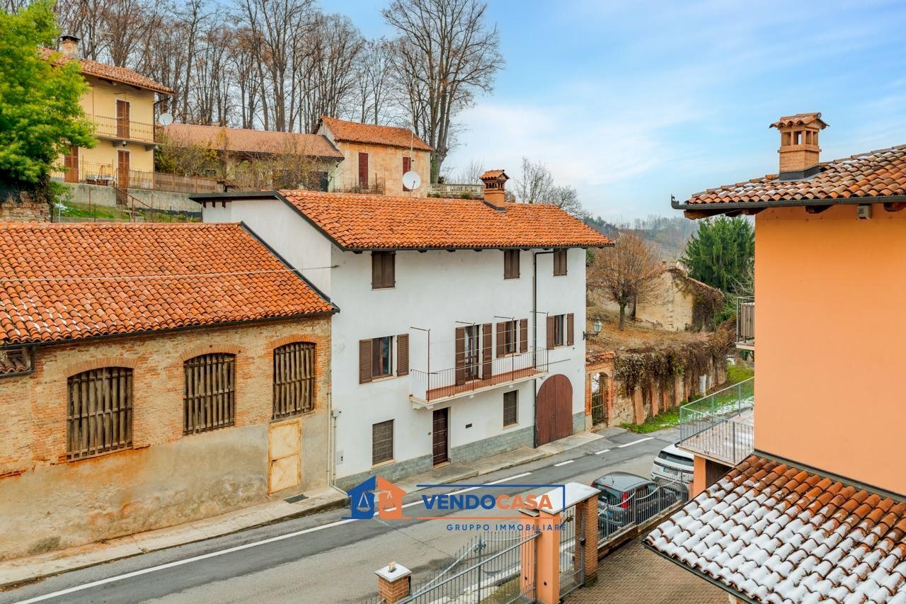 Independent house Bene Vagienna - photo 1