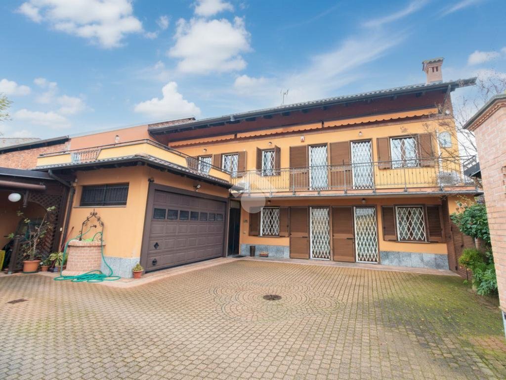 Casa indipendente Str. Roveglia Ruffini, Leini - foto 1