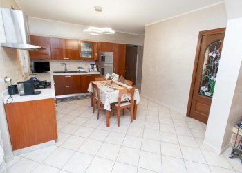 Casa indipendente Str. Roveglia Ruffini, Leini - foto 12