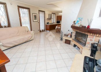 Casa indipendente Str. Roveglia Ruffini, Leini - foto 16