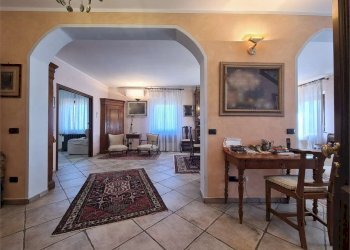 Porzione di casa Modena (zona Circoscrizione 1) - foto 2