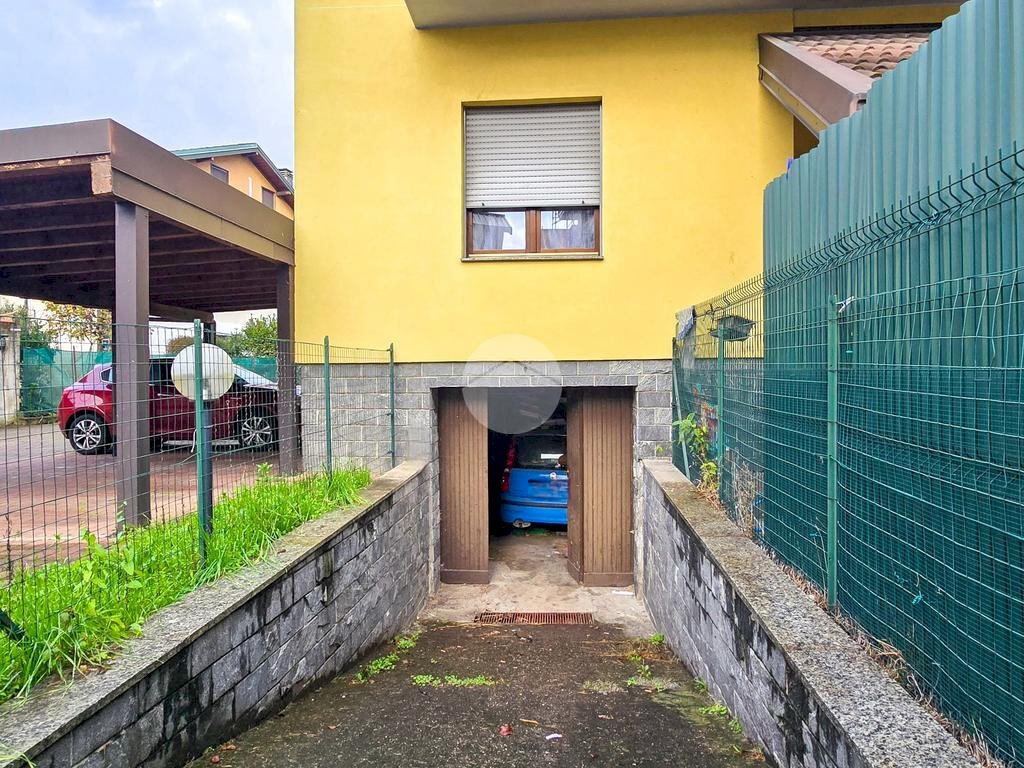Box Via Vittorio Veneto, Garbagnate Milanese - photo 2