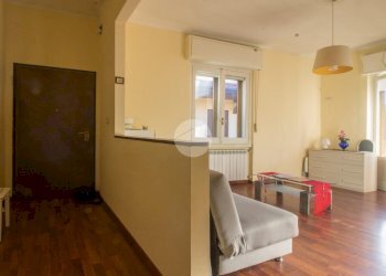 One-room apartment Via Bernardino Luini, Garbagnate Milanese - photo 11