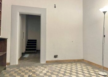 Soggiorno - Four-room apartment via di Panico, 5, Roma (neighborhood Centro Storico) - photo 7