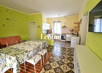 Cucina - Stabile - Palazzo vicolo Sant'Ambrogio, Valenza - foto 11