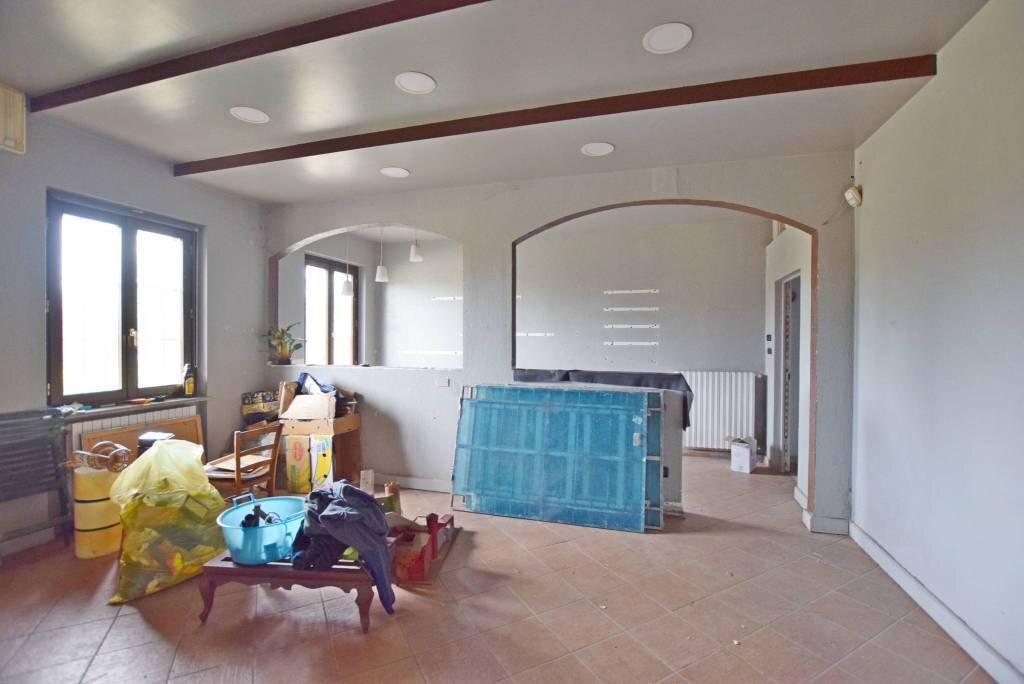 Salone - Villa via Dottor Antonio Turco, 23B, Monastero di Vasco - foto 2