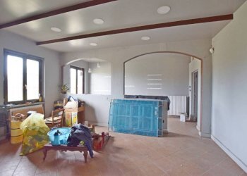 Salone - Villa via Dottor Antonio Turco, 23B, Monastero di Vasco - photo 2