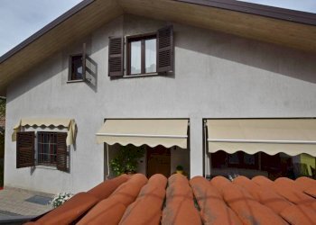 Facciata - Villa via Dottor Antonio Turco, 23B, Monastero di Vasco - photo 4