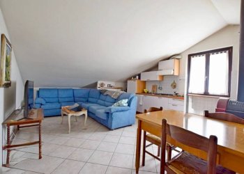 Salone - Villa via Dottor Antonio Turco, 23B, Monastero di Vasco - photo 10