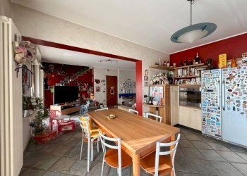 Cucina - Quadrilocale viale Eloisia Barbaroux, 43, Carmagnola - foto 9