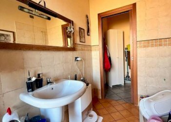 Bagno - Quadrilocale viale Eloisia Barbaroux, 43, Carmagnola - foto 17