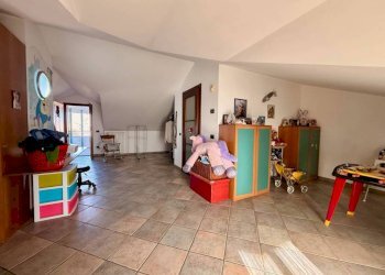 Mansarda - Quadrilocale viale Eloisia Barbaroux, 43, Carmagnola - foto 28
