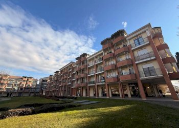 Facciata - Quadrilocale viale Eloisia Barbaroux, 43, Carmagnola - foto 36