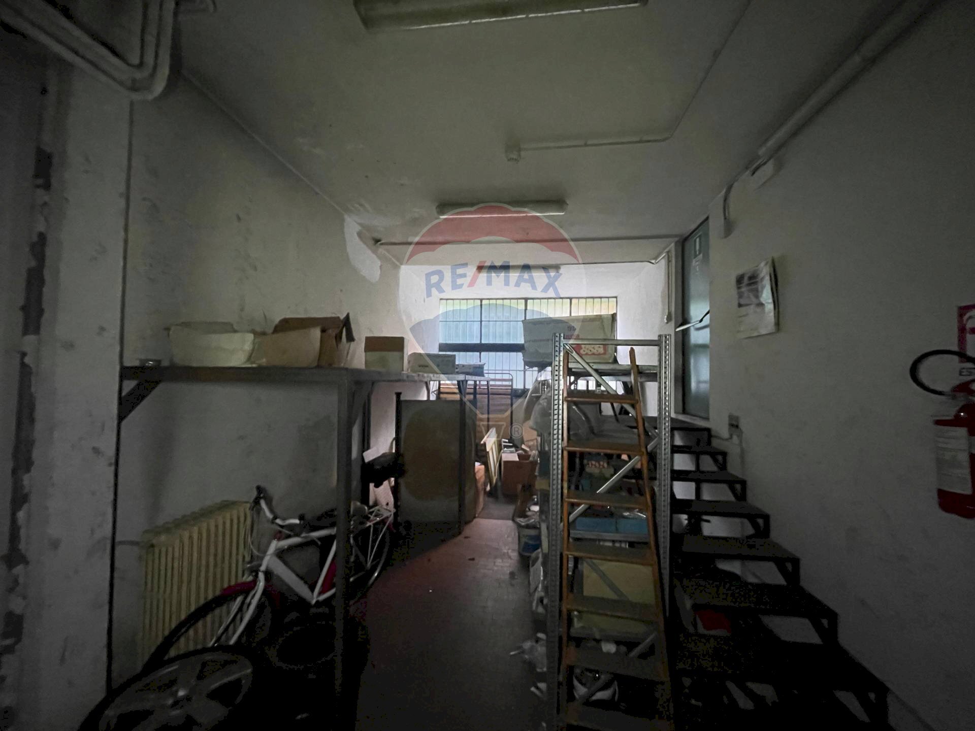 Scale - Magazzino Via Del Mare
65-67, Milano - foto 2