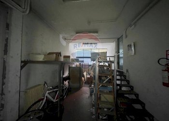 Scale - Magazzino Via Del Mare
65-67, Milano - foto 2