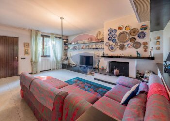 Soggiorno - Villa Via Mario Greppi
 
17, Buccinasco - foto 3