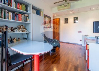 Sala da pranzo - Villa Via Mario Greppi
 
17, Buccinasco - foto 24