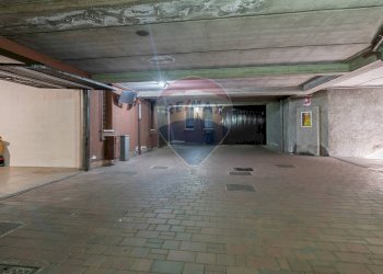 Parcheggio - Villa Via Mario Greppi
 
17, Buccinasco - foto 34