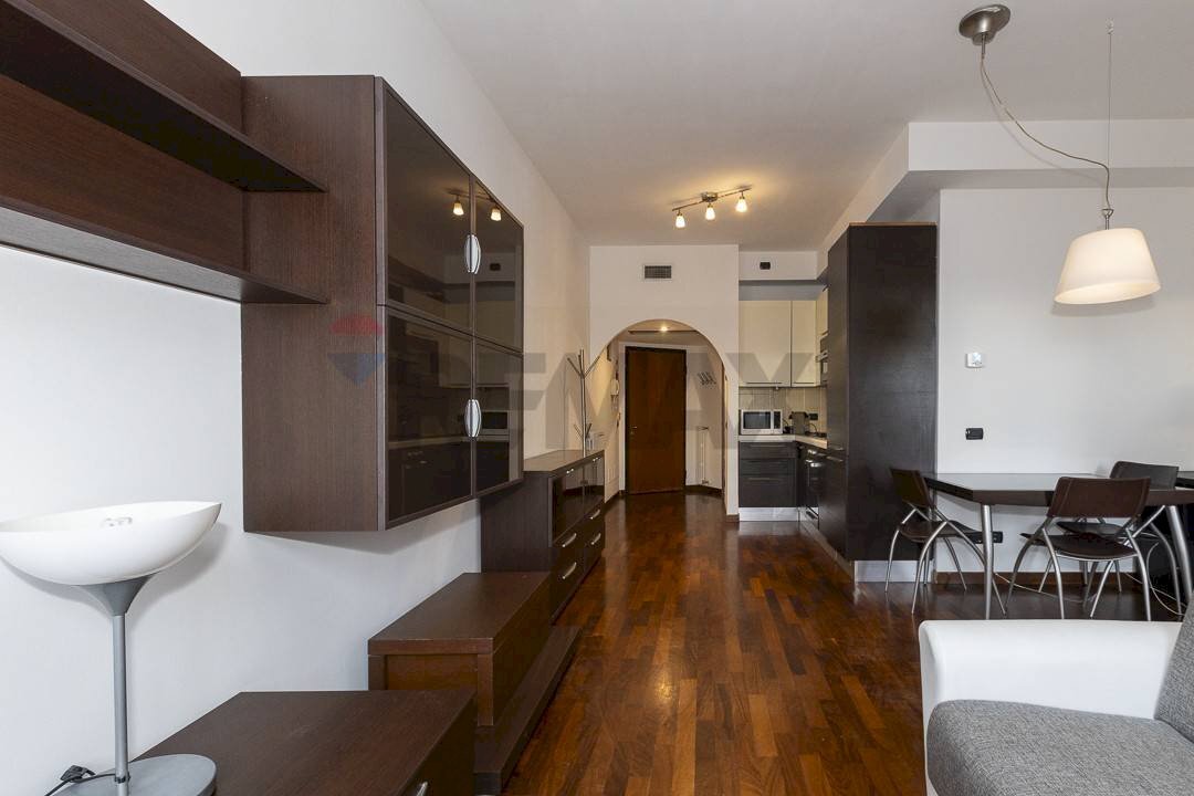 Sala da pranzo - Two-room apartment Piazza Agrippa
 
1, Milano - photo 1