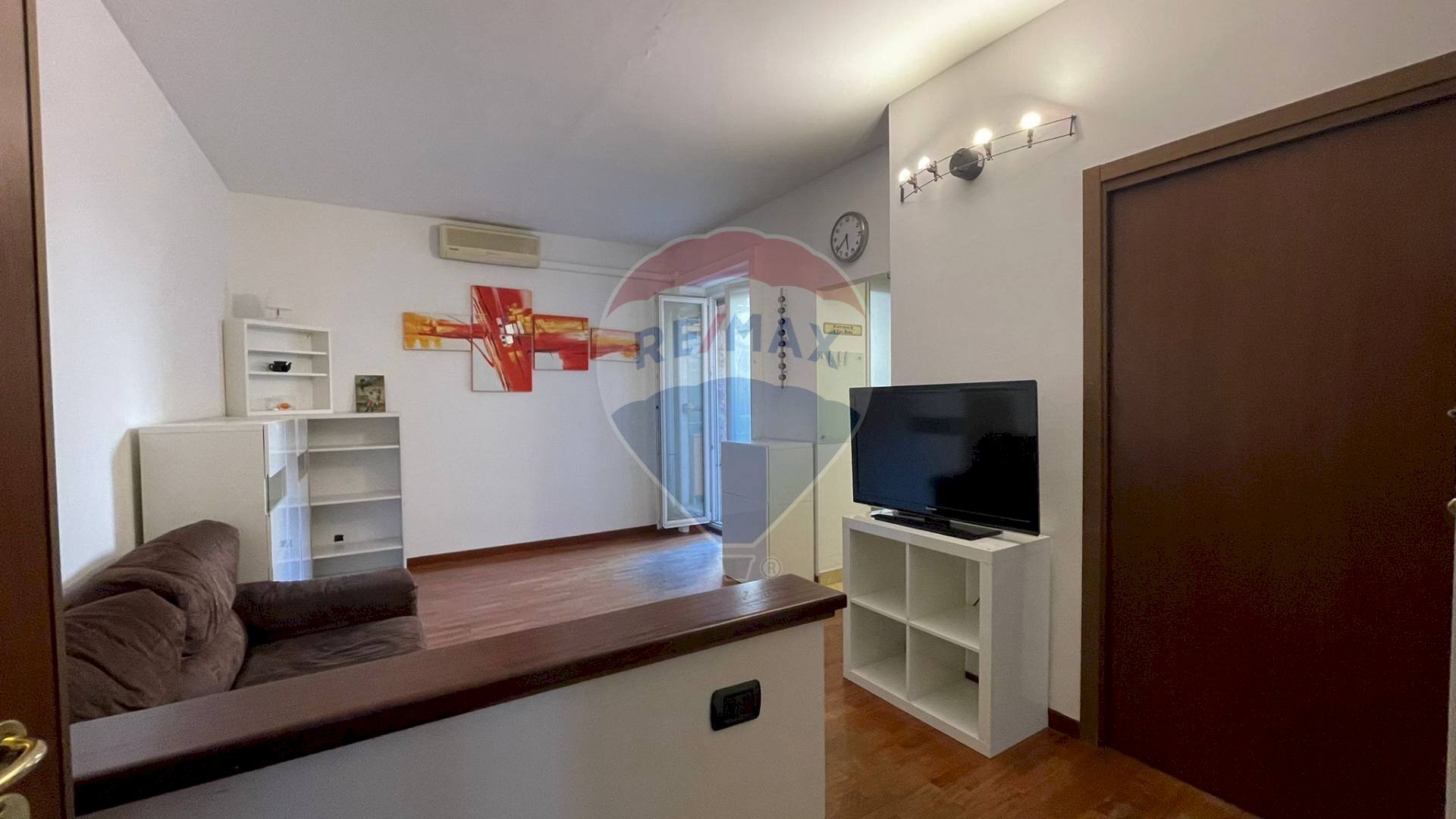 Soggiorno - Two-room apartment VIA ANTONIO PORPORA
152, Milano - photo 3