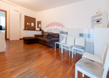 Sala da pranzo - Two-room apartment VIA ANTONIO PORPORA
152, Milano - photo 1