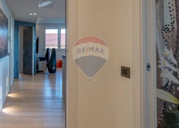 Hall / corridoio - Trilocale VIA FRATELLI VIGORELLI
 
2, Parabiago - foto 43