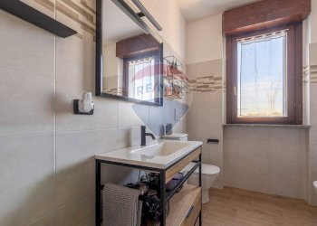 Bagno - Trilocale via Casorezzo
 
54, Parabiago - foto 16