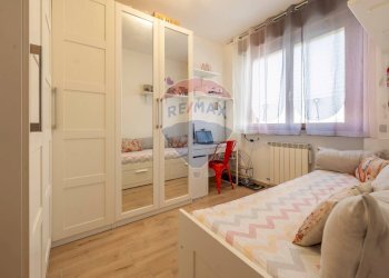 Camera / camera da letto - Trilocale via Casorezzo
 
54, Parabiago - foto 24