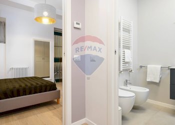 Bagno - Bilocale Via Giannone
 
6, Milano - foto 6