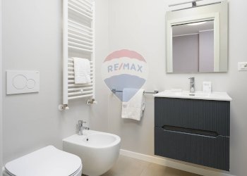 Bagno - Bilocale Via Giannone
 
6, Milano - foto 10