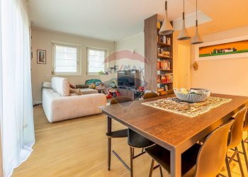 Sala da pranzo - Trilocale Via Pola
 
2, Milano - foto 8