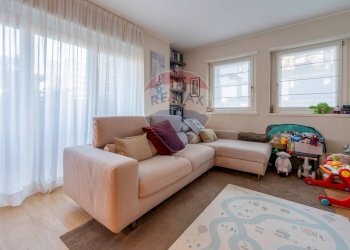 Soggiorno - Trilocale Via Pola
 
2, Milano - foto 9