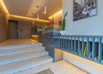 Ricezione / Lobby - Trilocale Via Pola
 
2, Milano - foto 34