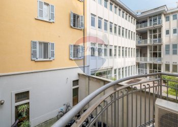 Edificio all\'aperto - Trilocale Viale Beatrice D'este
 
7, Milano - foto 9