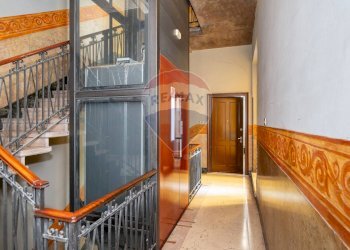 Ricezione / Lobby - Trilocale Viale Beatrice D'este
 
7, Milano - foto 15