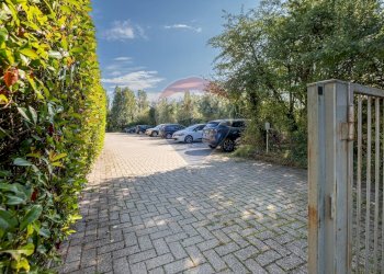 Edificio all\'aperto - Trilocale CASCINA VALDARENNE
 
10, Vanzago - foto 40